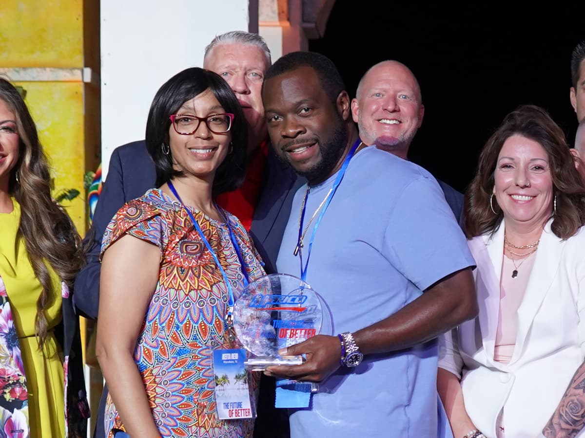 Robert Reid at a Maaco conference